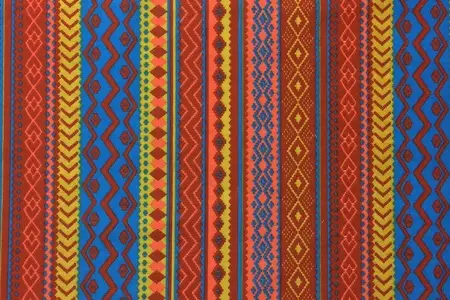 Tissu large imprimé aztèque rouge galerie 2 Tissu large imprimé aztèque rouge galerie 2