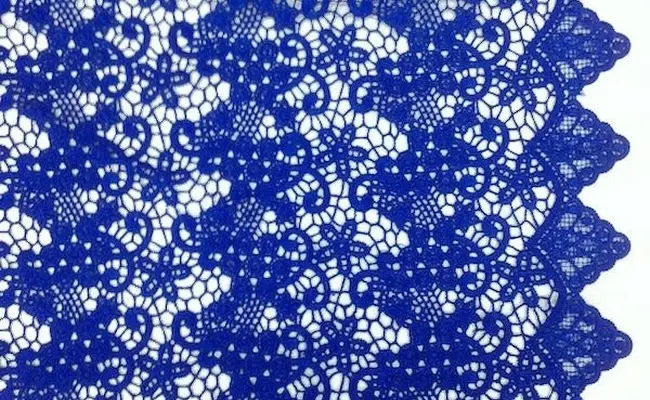 banderín de encaje de guipur azul real de bayas 1