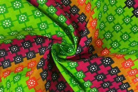 tradiční africká tkanina s potiskem 90121-3 galerie 1 tradiční africká tkanina s potiskem 90121-3 galerie 1
