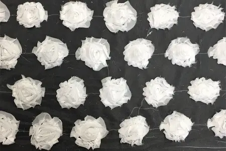 rosetón de gasa blanca tela galería 1